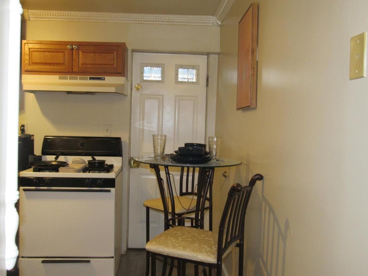 Located In The Noma-Gallaudet Neighborhood Apartamento Washington Exterior foto