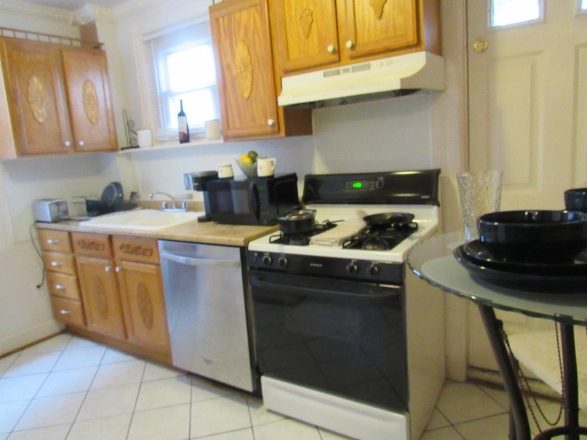 Located In The Noma-Gallaudet Neighborhood Apartamento Washington Exterior foto
