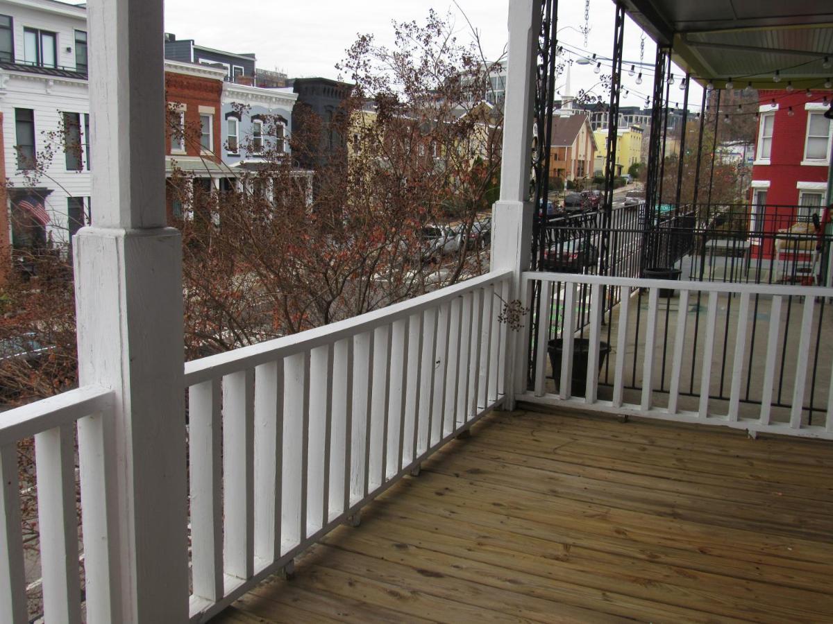 Located In The Noma-Gallaudet Neighborhood Apartamento Washington Exterior foto