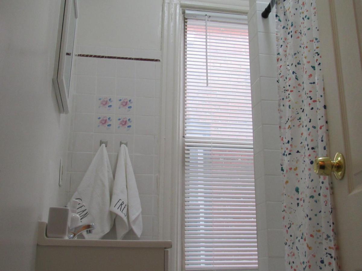 Located In The Noma-Gallaudet Neighborhood Apartamento Washington Exterior foto
